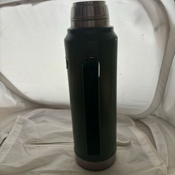 Stanley Classic Green 1-1:L Vacuum Thermos 20-01132 - Picture 3 of 7